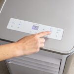 Cecotec Aire Acondicionado Portátil con Mando a Distancia ForceClima 9100 Essential. 9000BTU, Bajo Consumo, Pantalla LED, 4 Modos, 2 Velocidades, Cobertura 25m2 - Image 3